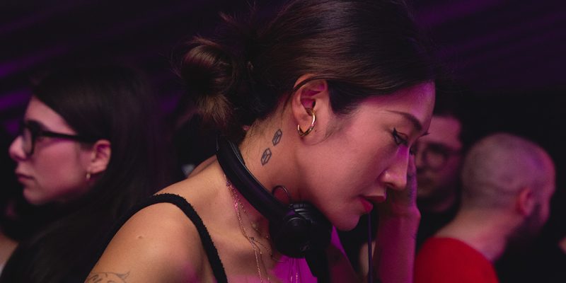 Peggy Gou, DJ dan produser asal Korea Selatan, lisensi bebas (Wikimedia Commons)