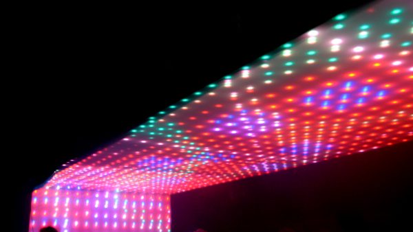 Lampu LED klub techno, suasana show Charlotte de Witte