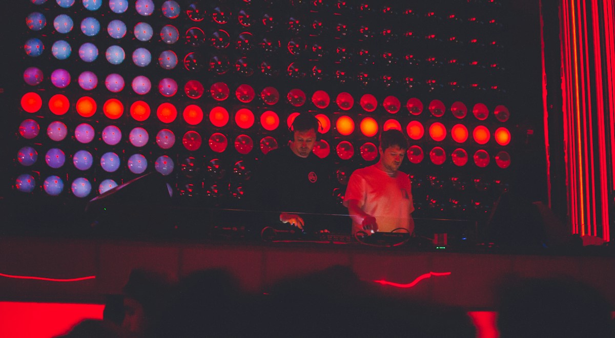 Duo DJs Stage